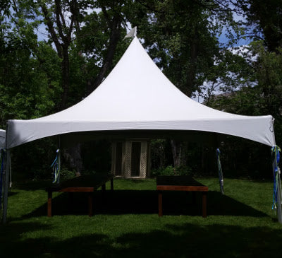 High clearance peak tent